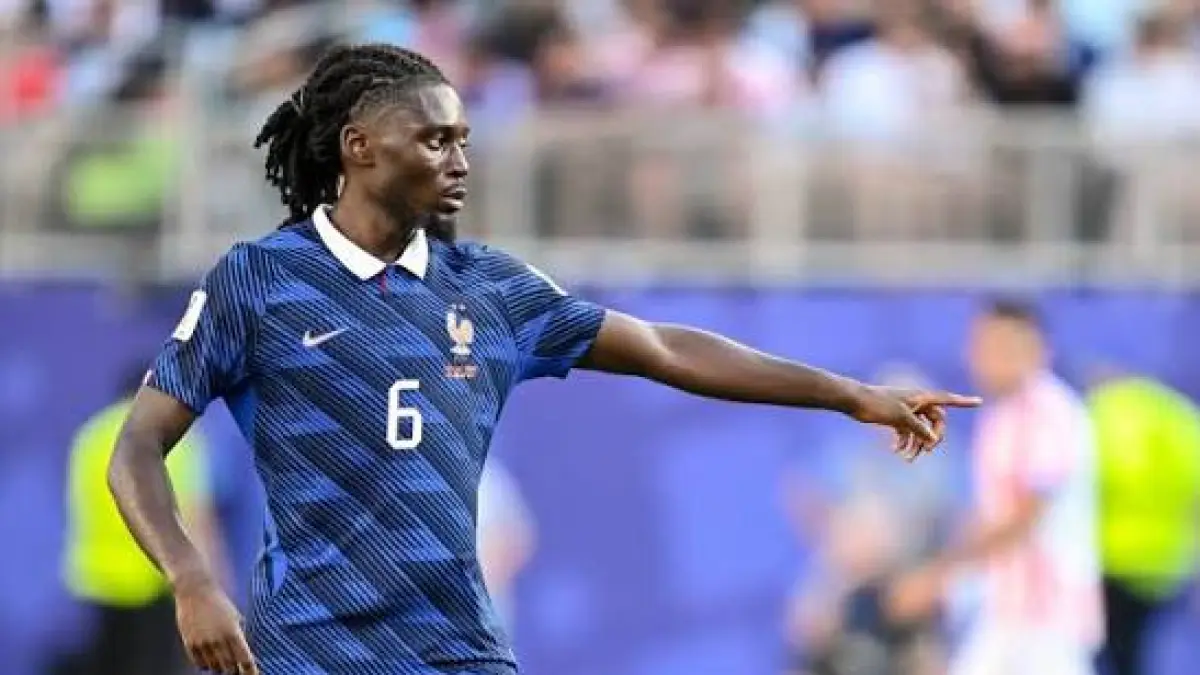 Manchester United Perkuat Lini Tengah, Manu Kone Masuk Radar untuk Musim Baru
